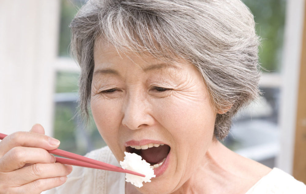 痛くない金属の入れ歯